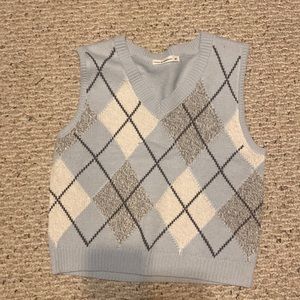 Cropped vest